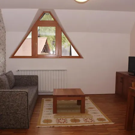Hari Apartmán